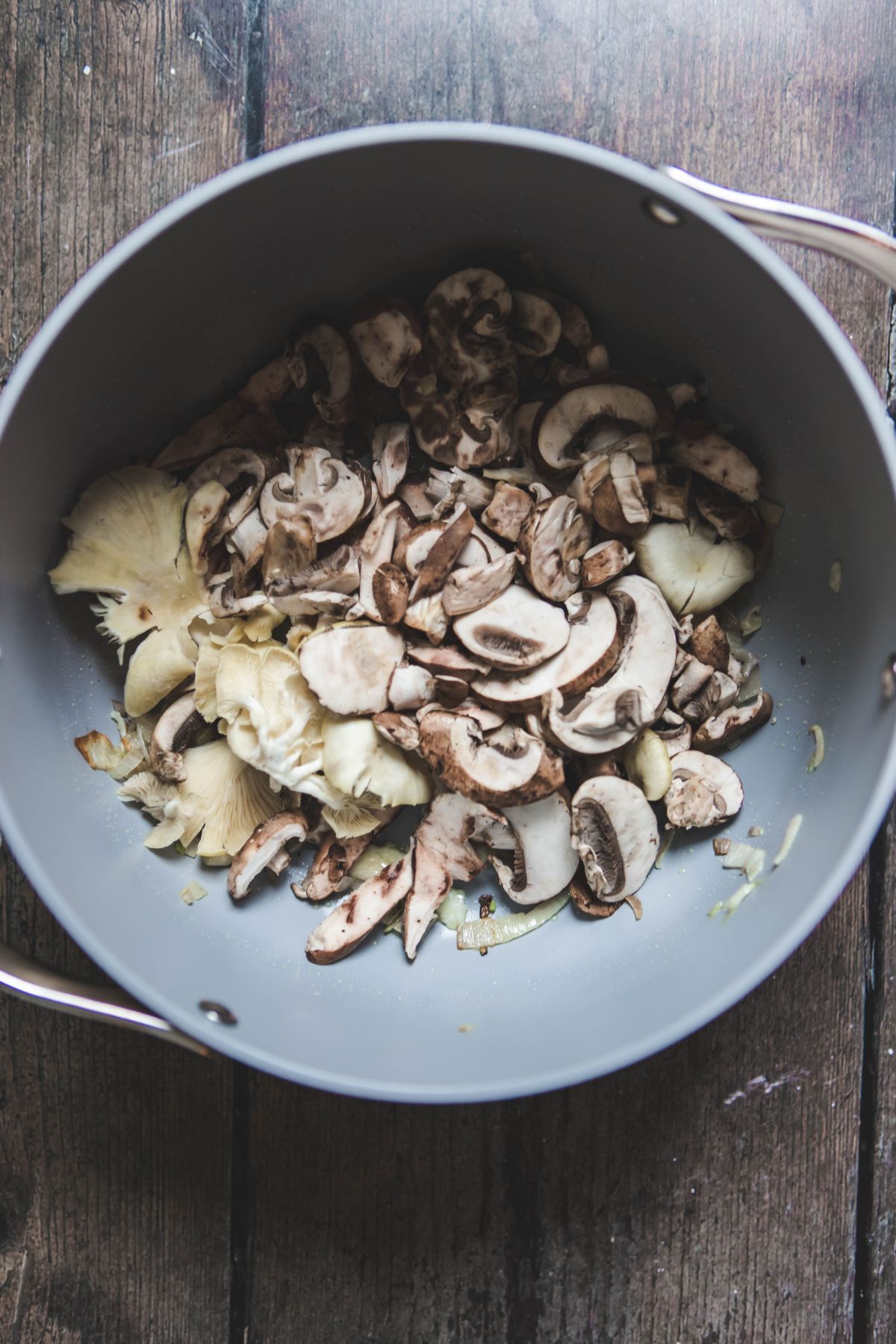 mushrooms, shallots in a pot