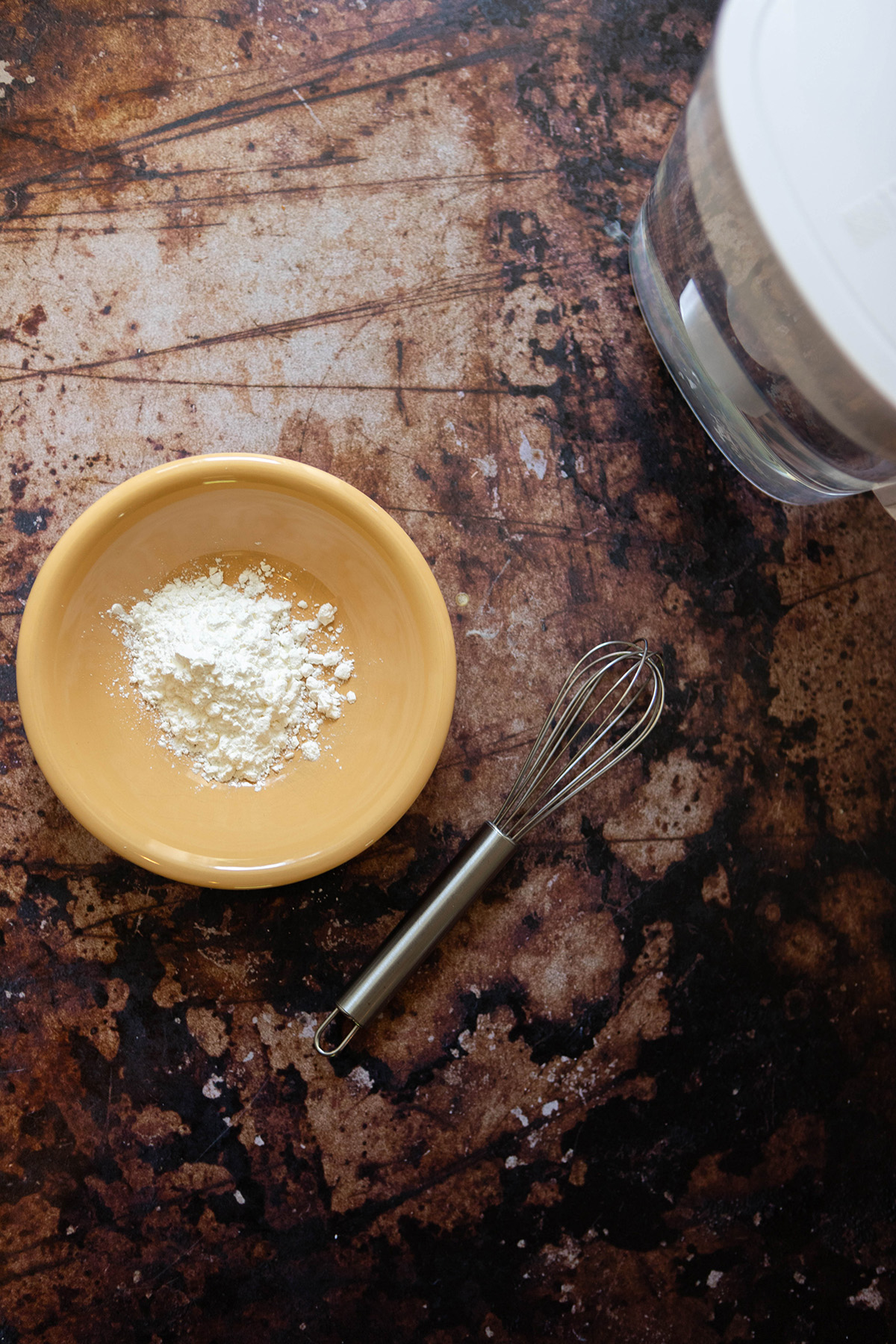 cornstarch in a bowl