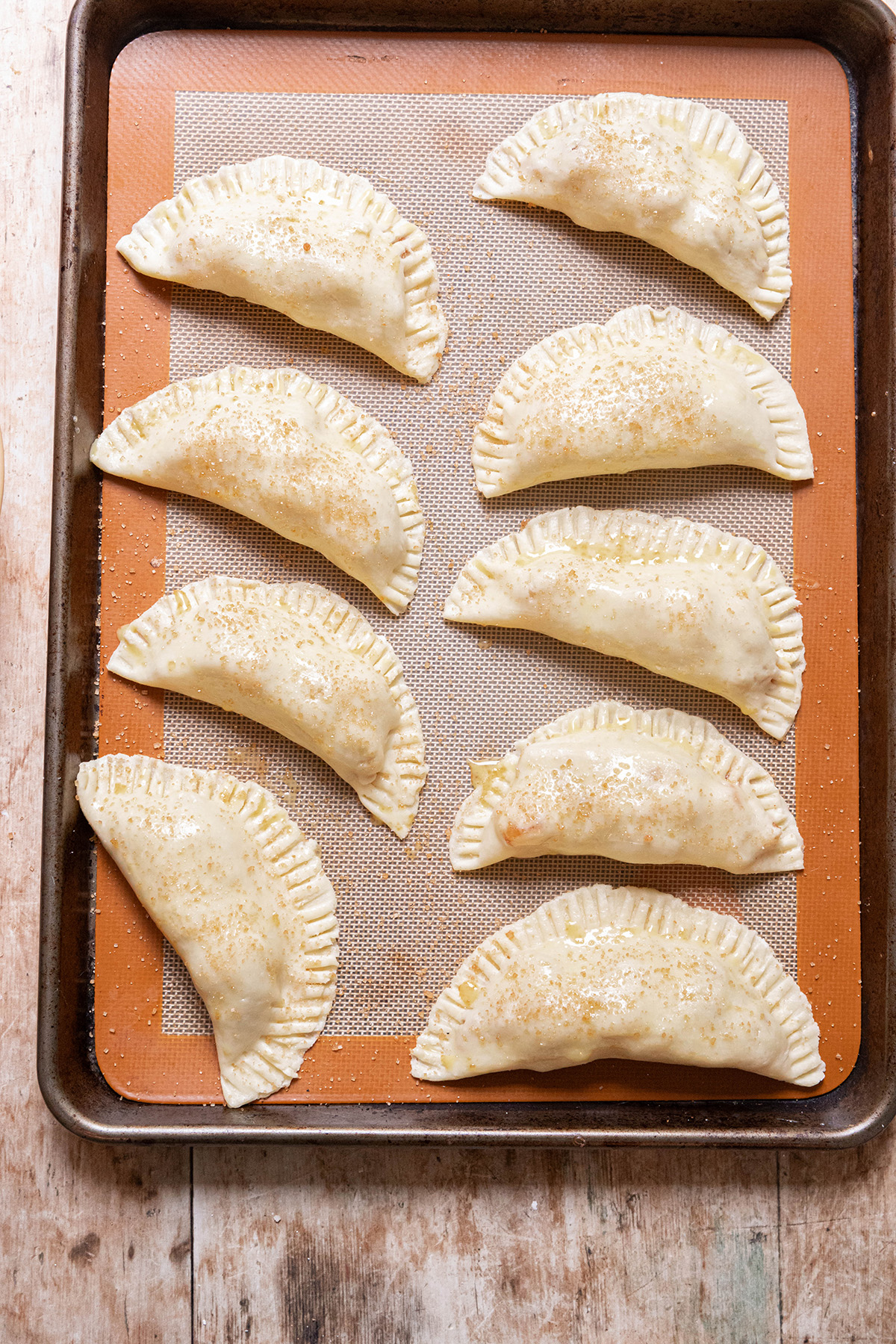 Baked Apple Empanadas: Easy Empanada (Hand Pies) Recipe