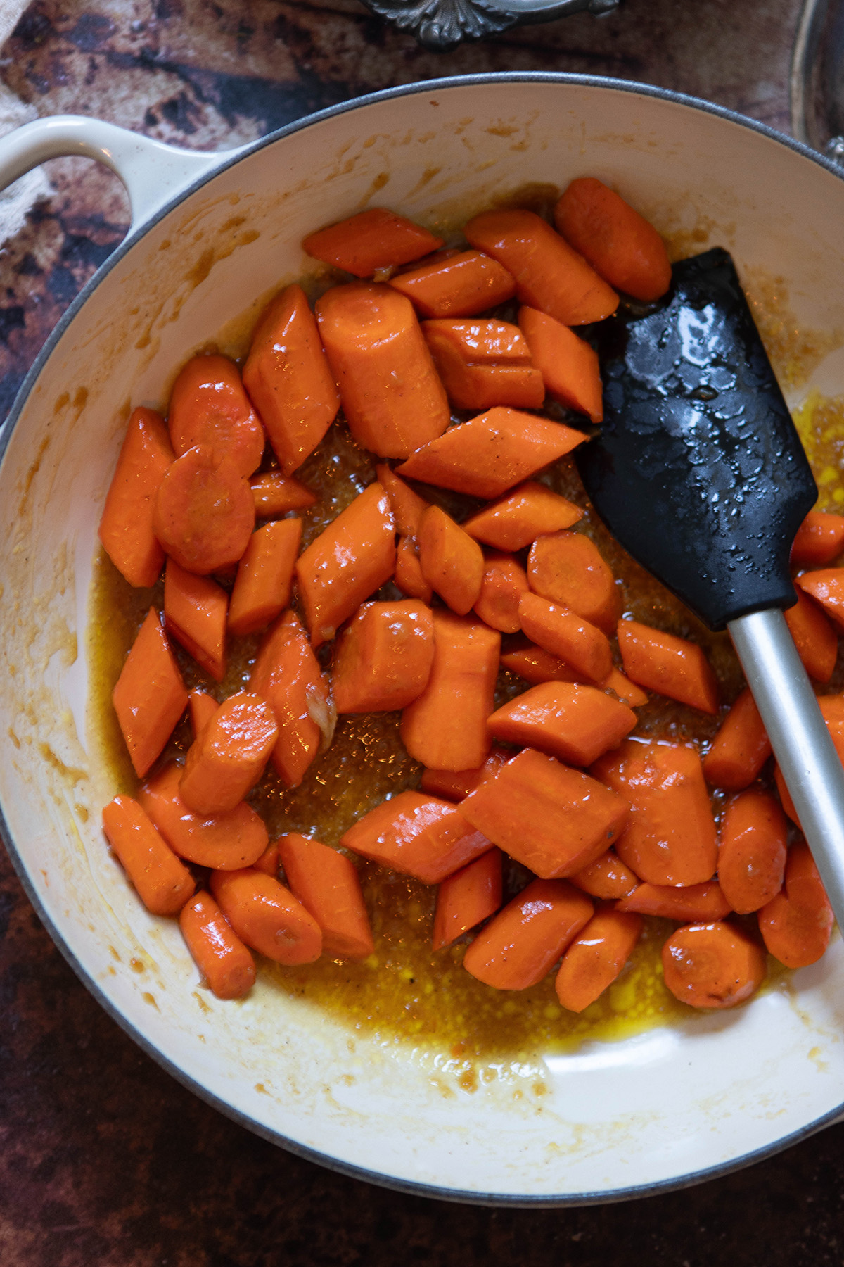 carrots in a large pan