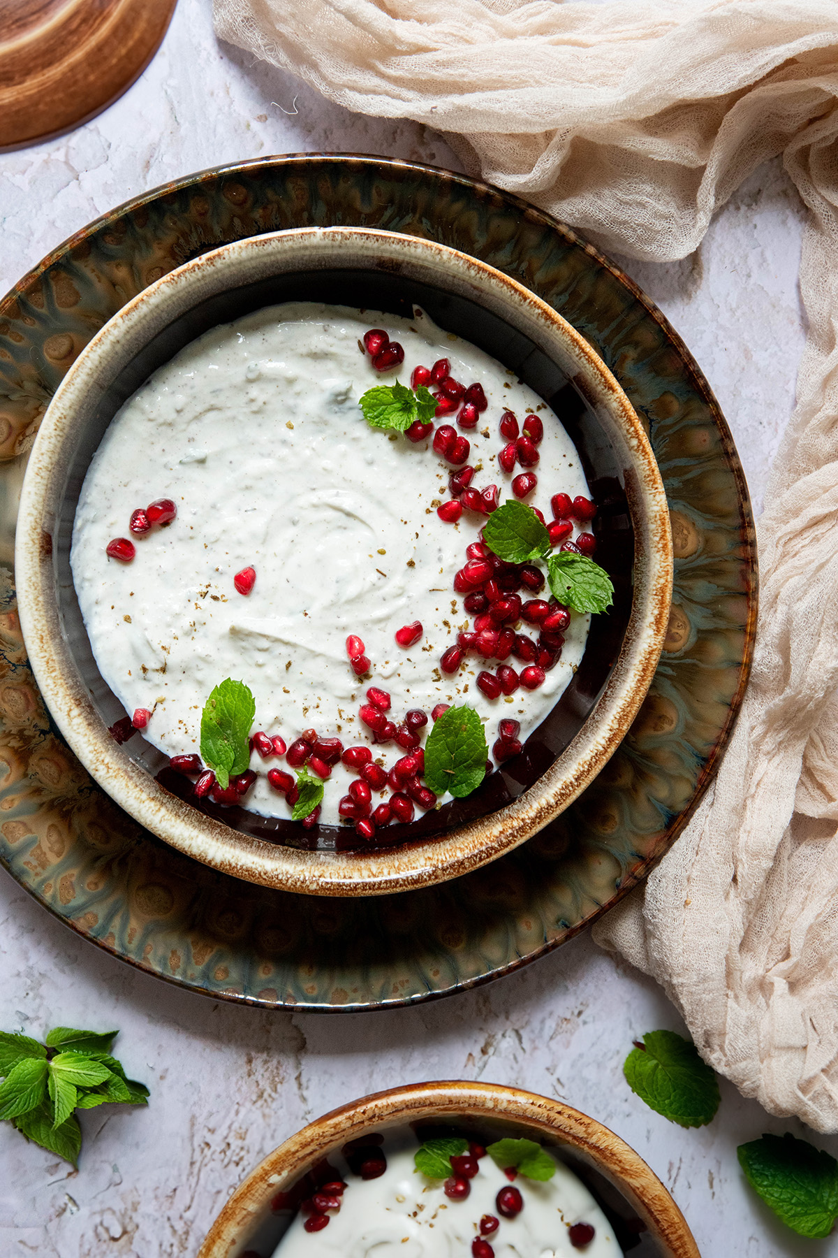Garlic Yogurt Recipe: An Easy Homemade Dip & Sauce