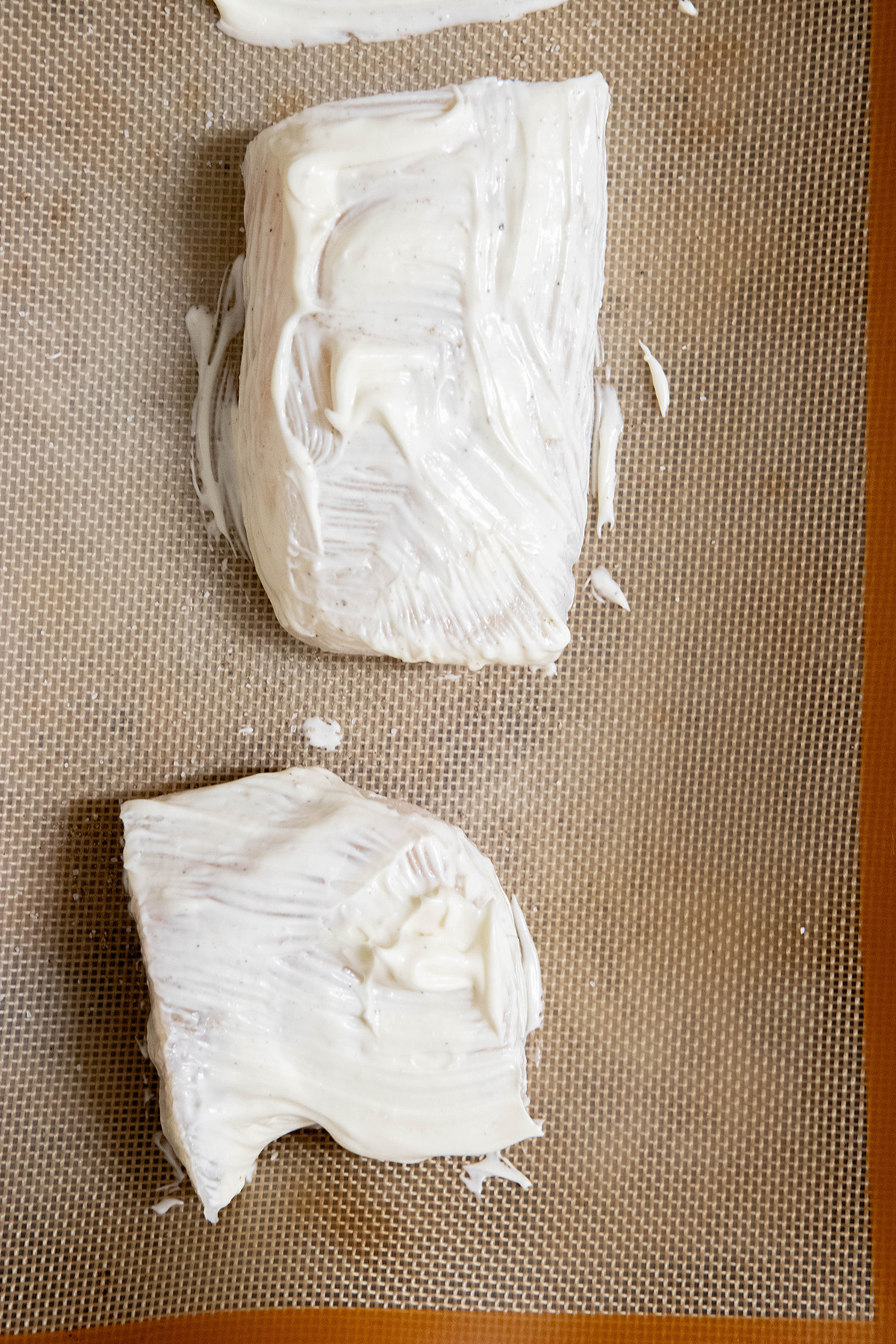 cod filet with mayo on top