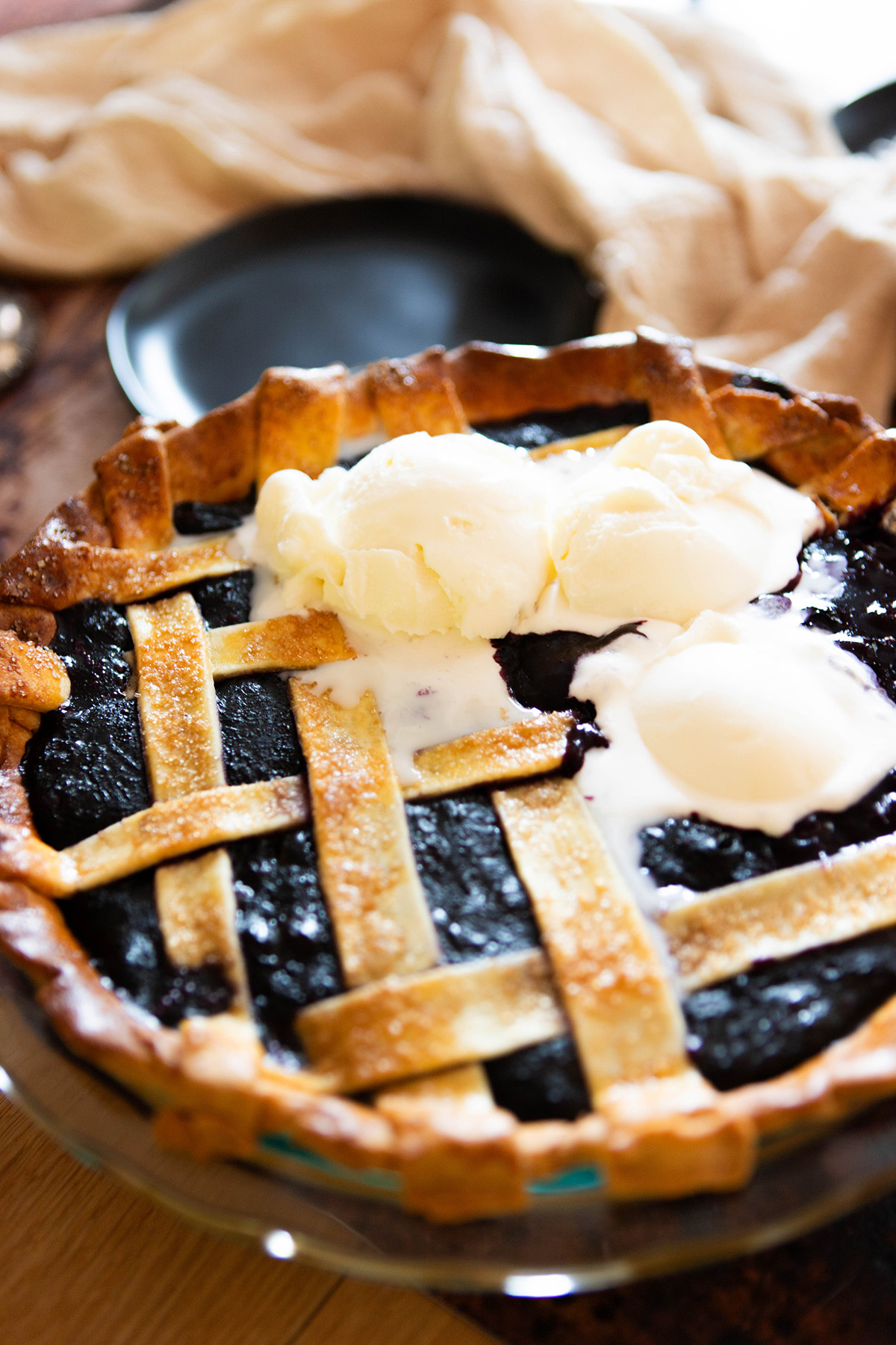 Blueberry Pie with Frozen Blueberries: Easy Homemade Pie